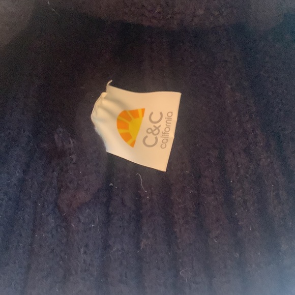 C&C California Scarf and Pom Pom Winter Hat set - Picture 7 of 8